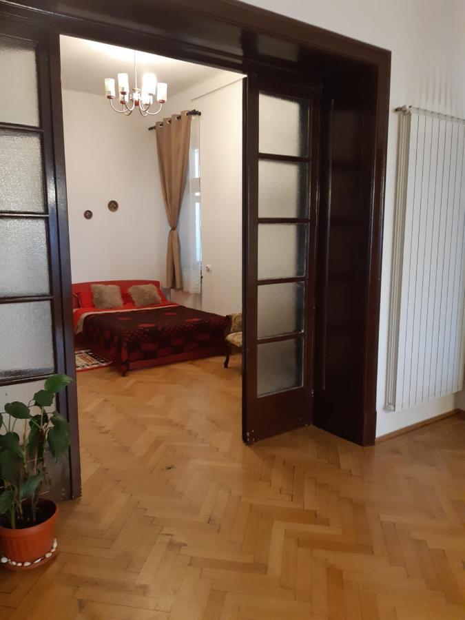 Apartament Piata Sfatului Braşov Buitenkant foto