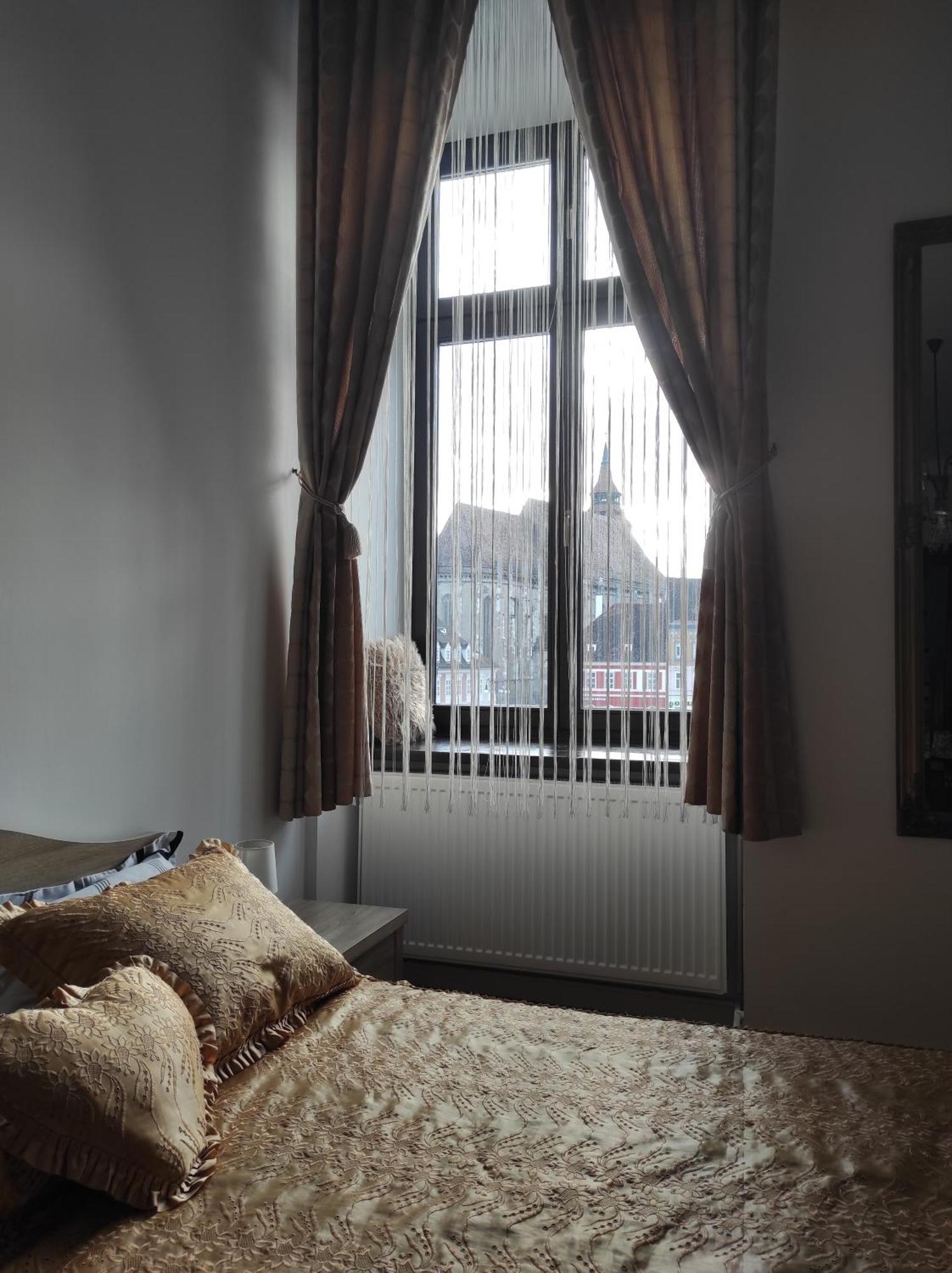 Apartament Piata Sfatului Braşov Buitenkant foto